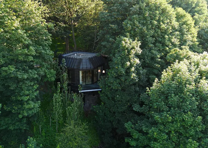 The Montenotte Hotell 4*