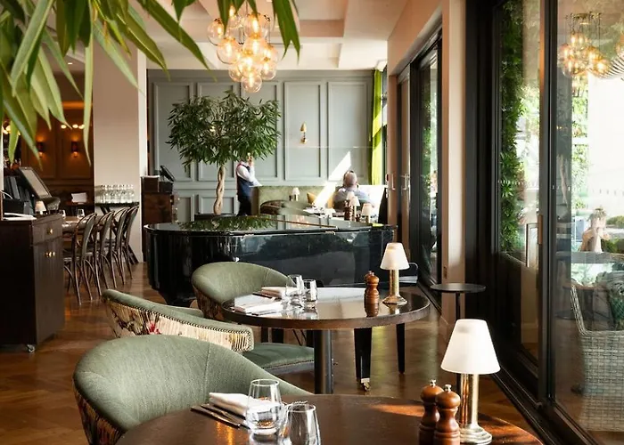 The Montenotte Hotell 4*