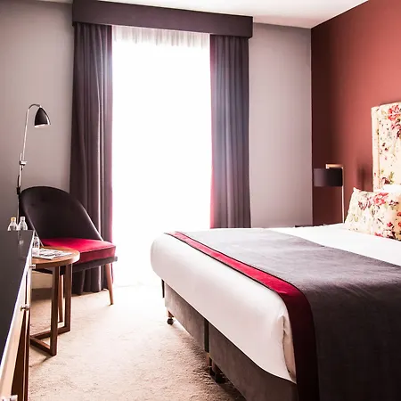 The Montenotte מלון 4*