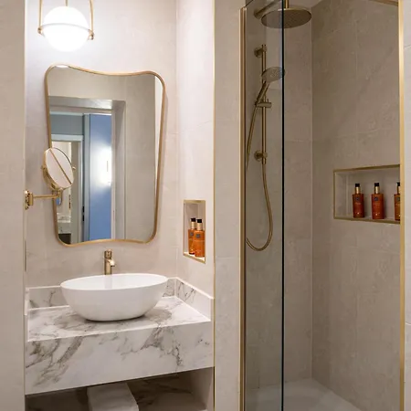 The Montenotte 4*